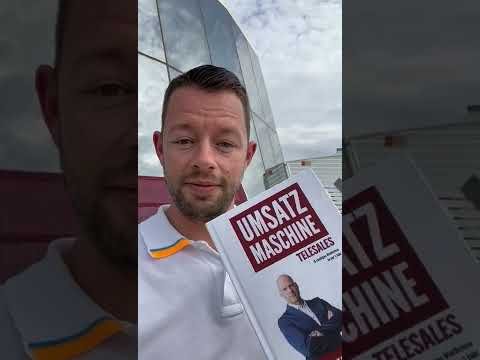Thomas Lührmann mit dem Buch Umsatzmaschine Telesales
